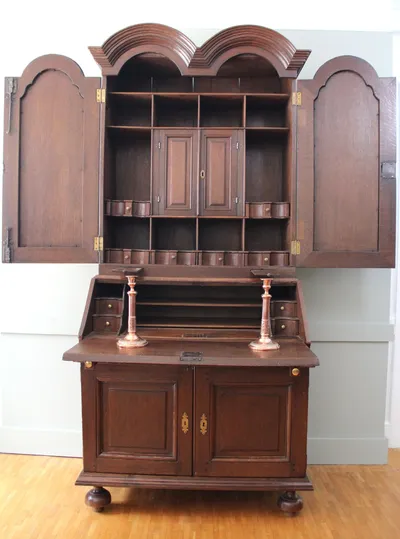 Double dome bureau 18e eeuw