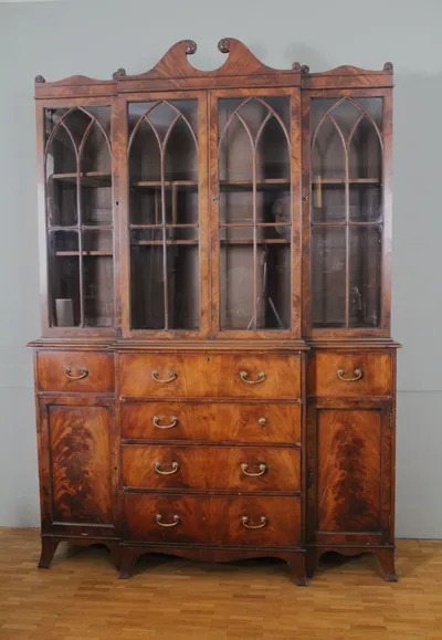 Edwardian breakfronted boekenkast