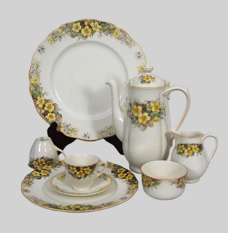 Mokkaservies Royal Doulton - Porselein › Serviesgoed - €95.00 - 20-delig mokkaservies (5 personen)
Gemerkt Royal Doulton
1928-1954
