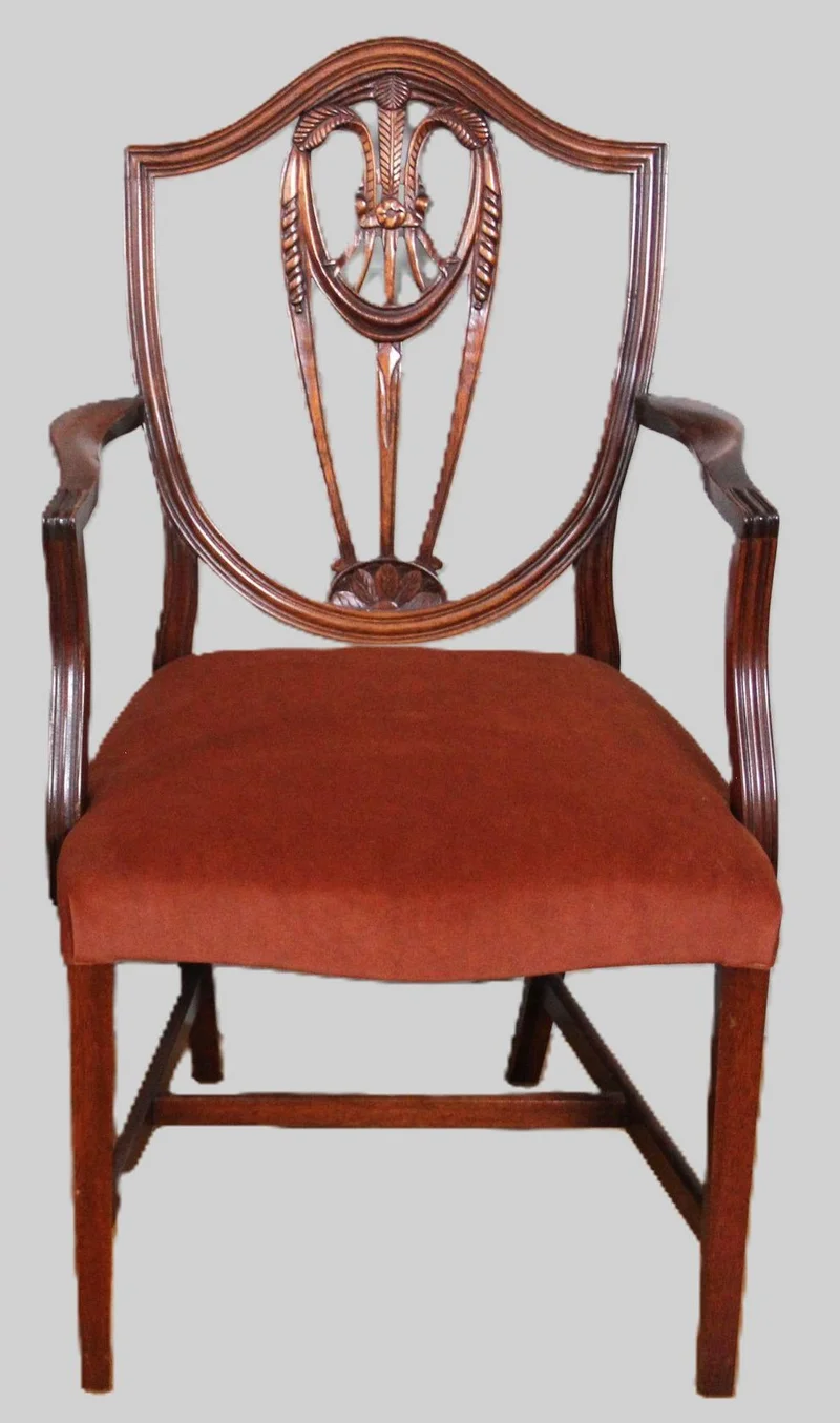 Paar edwardian armstoelen - Meubel › Zitmeubels - €500.00 - Paar armstoelen in Hepplewhitestijl.
Mahoniehout. 
Nieuwe stoffering.
1910-1940
